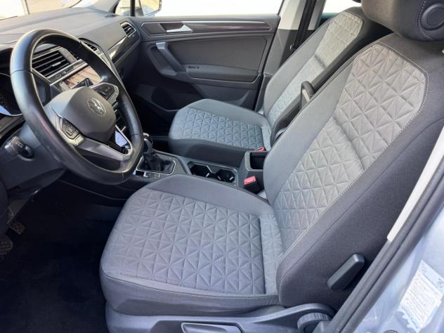 Volkswagen Tiguan 2.0 TDI 150 CV SCR DSG Elegance*EURO6 - Foto 7