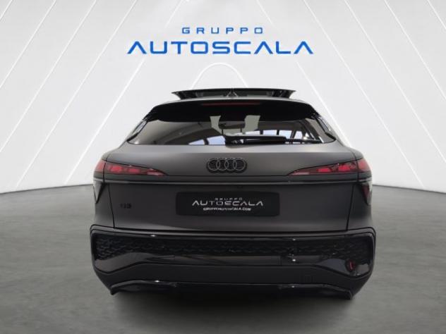 AUDI Q3 SPB 2.0 TDI 110 kW S tronic S Line edition rif. 23780414 - Foto 4
