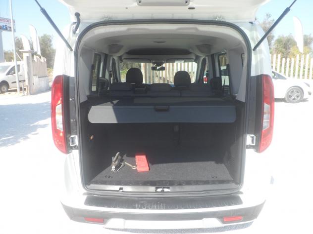 Fiat Doblo trekking 5 posti autovettura - Foto 7