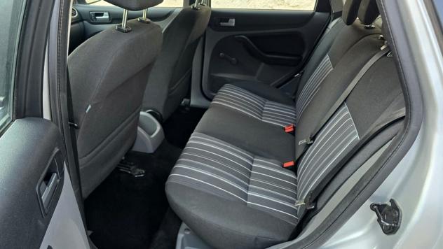 Ford Focus Focus+ 1.6 TDCi 110CV SW - Foto 8