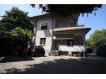 MACHERIO - grazioso trilocale in vendita con ampio giardino comune