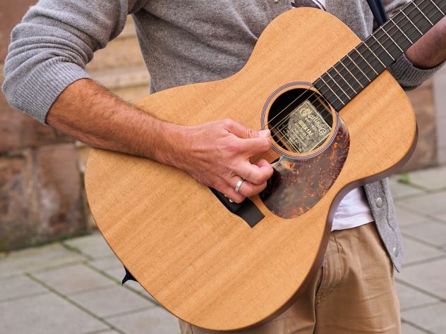 Chitarra e violino per musica al matrimonio a Lodi