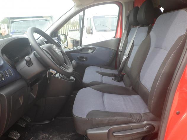 Opel Vivaro furgone doppia porta - Foto 8