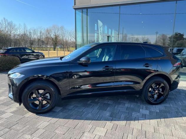 JAGUAR F-Pace 2.0 D 204 CV AWD aut. R-Dynamic Black rif. 23262785 - Foto 2