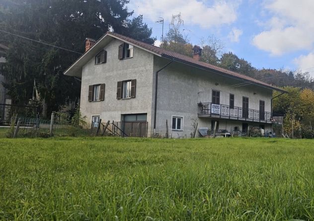Casa indipendente con ampi spazi e terreno - Foto 2