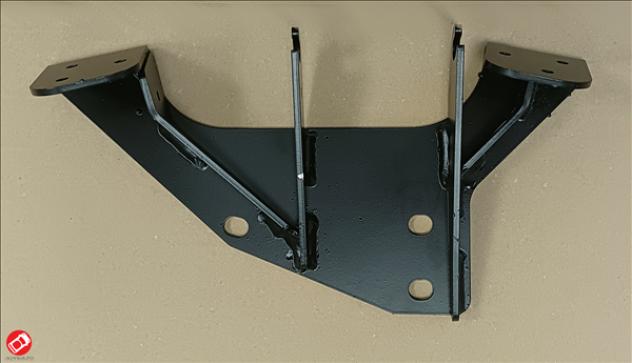 1006562 STAFFA SUPPORTO MOTORE POSTERIORE MICROCAR M.GO MOTORE YANMAR