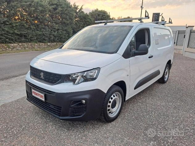 Peugeot partenr l2 2019 3 posti attrezzato km10300