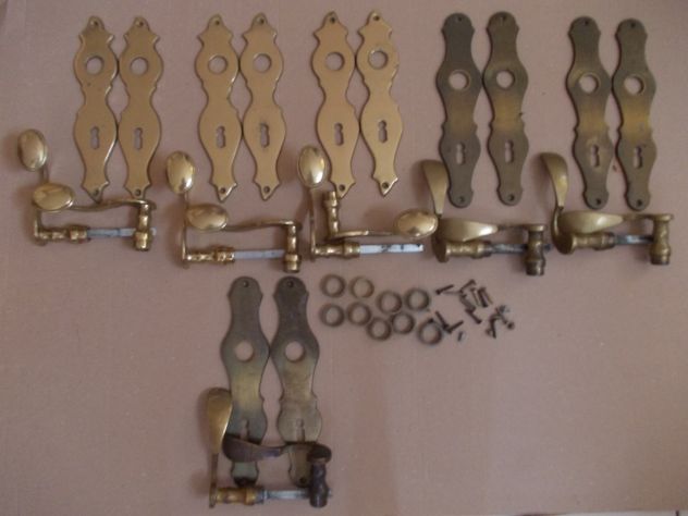 Maniglie vintage per porte