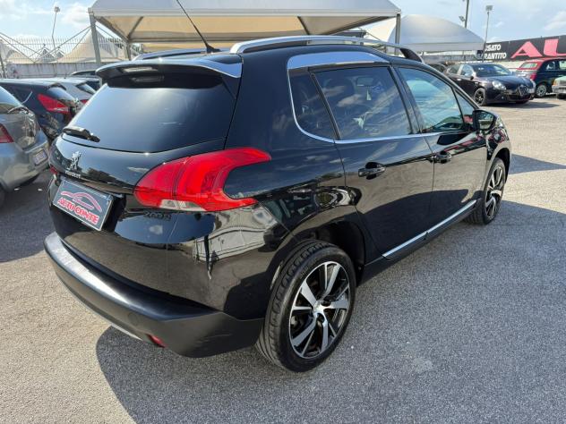 Peugeot 2008 BlueHDi 120 S&S Allure - Foto 4