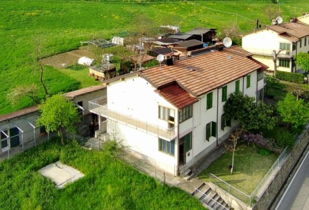 APPARTAMENTO CON GIARDINO - Foto 2