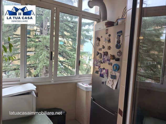 Nuovo Salario - Via Camillo Peano piano alto con balconi - Foto 7