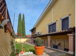 Villa in Via Nino Lamboglia