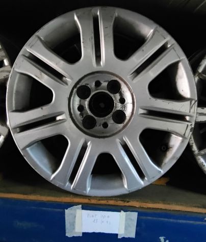 Cerchio singolo fiat idea 15 lega