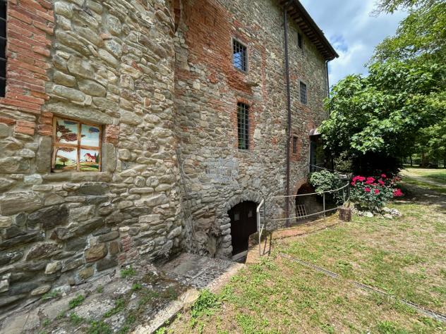 CASALE di 16 vani e di 485 mq (FIGLINE E INCISA VALDARNO) rif. V-2361 - Foto 17