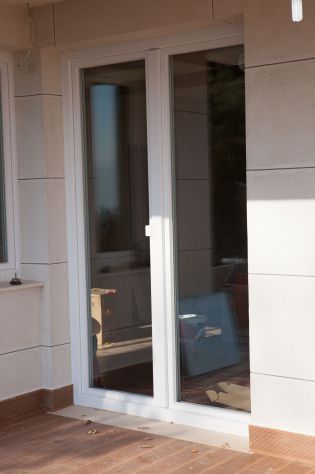 PVC ALLUPLAST,INFISSI FINESTRE E PORTE DA BALCONE tuto su misura