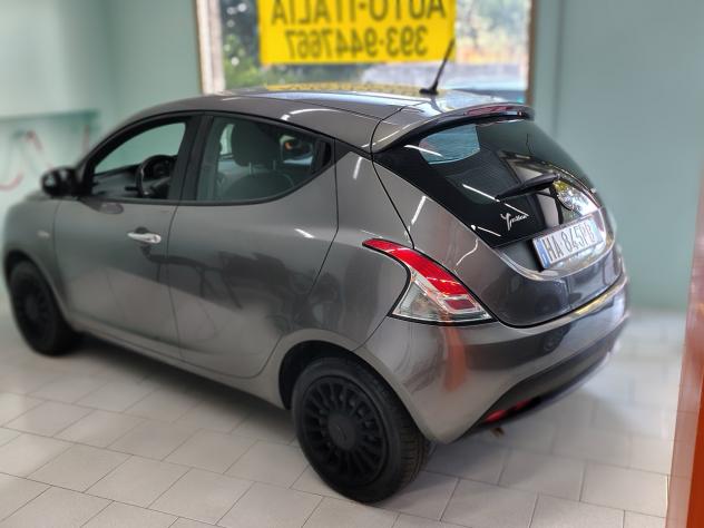 Lancia Ypsilon Hybrid AL PREZZO DEL BENZINA!!! - Foto 5