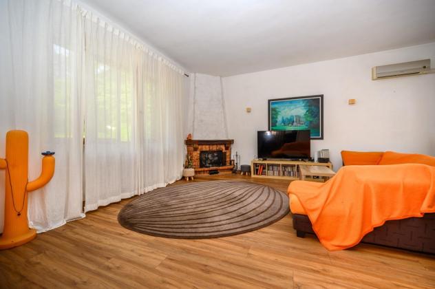 Villa in vendita a Castell'anselmo - Collesalvetti 202 mq Rif: 1395737
