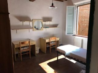 Stanza in appartamento in affitto a Siena