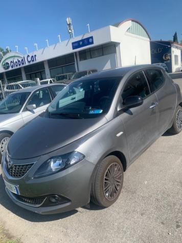 LANCIA Ypsilon 1.0 FireFly 5 porte S&S Hybrid Alberta Ferretti rif. 23826255 - Foto 3