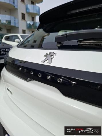 PEUGEOT 208 PureTech 75cv 5p. Active - 2022 - Foto 6
