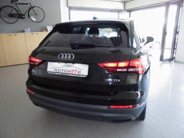 Audi Q3 35 TDI S tronic Business Advanced - Foto 4