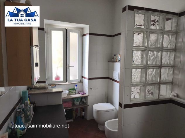 Nuovo Salario - Via Camillo Peano piano alto con balconi - Foto 10