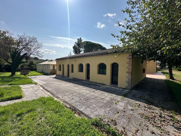 Albergo/Hotel in vendita a Montalcino 590 mq Rif: 1409402