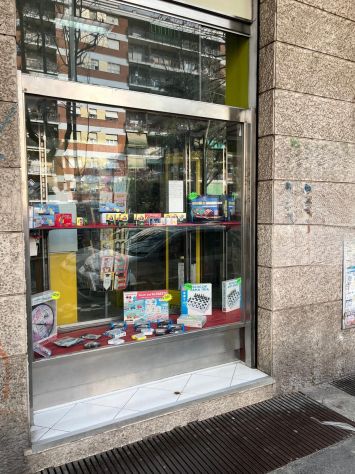 tabaccheria lotto servizi zona tuscolana cedo in vendita - Foto 9