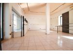 Locale commerciale in affitto a Sarego