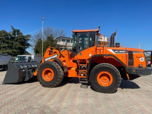DOOSAN DL300-5 PALA GOMMATA WHEEL LOADER rif. 23934793 - Foto 4