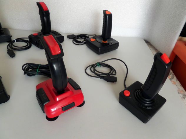 Joystick vintage per Commodore, Amiga, Atari, ecc... spinotto 9 PIN - Foto 7