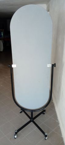 Specchio Forma ovale girevole con ruote struttura in tubolare Nero - Foto 3