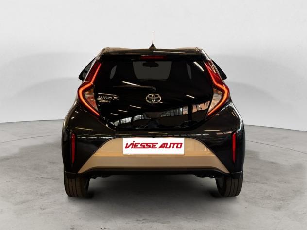 Toyota Aygo X 1.0B (72 CV) Trend S-CVT - Foto 4