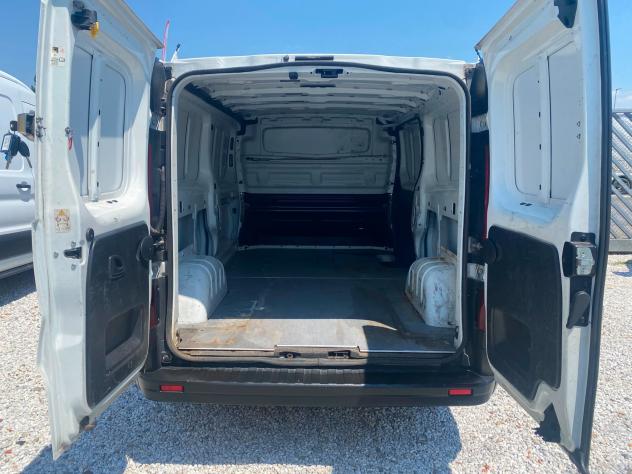 Renault Trafic T29 2.0 L2 H1 dCi 120CV PC-TN Furgone Ice - Foto 8