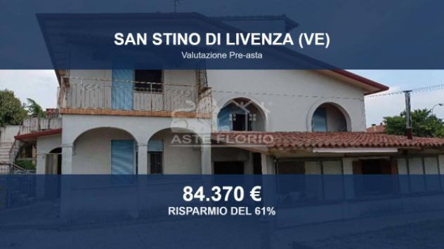 Immobile in asta di 285 m² con più di 5 locali e box auto in vendita a Sanza