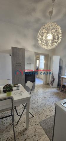 VIA FARDELLA - Appartamento arredato al 2° e ultimo p. c/a – 130mq ca. – 4 vani + acc. Contesto signorile, posizione centralissima. Euro 700 CL F - Foto 10