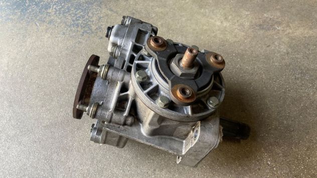 Ripartitore cambio Audi S3 1.8 benzina del 2001 (02M409053K)