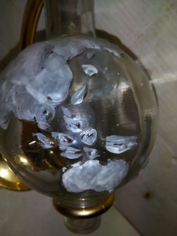 bottiglia a forma di globo in vetro con piedistallo - Foto 3