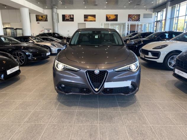 Alfa Romeo Stelvio 2.2 Turbo Diesel 190cv RWD Executive - Foto 4
