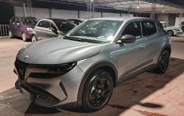 Alfa Romeo Junior 1.2 136 CV Hybrid eDCT6