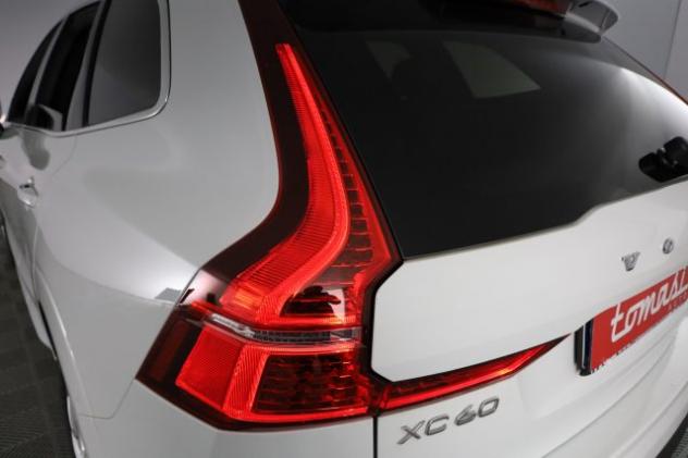 VOLVO XC60 XC60 B4 (d) automatico Momentum Pro rif. 23939722 - Foto 10
