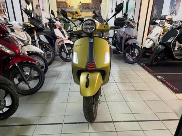 PIAGGIO Vespa GTS 300 Super sport 16 rif. 23988768