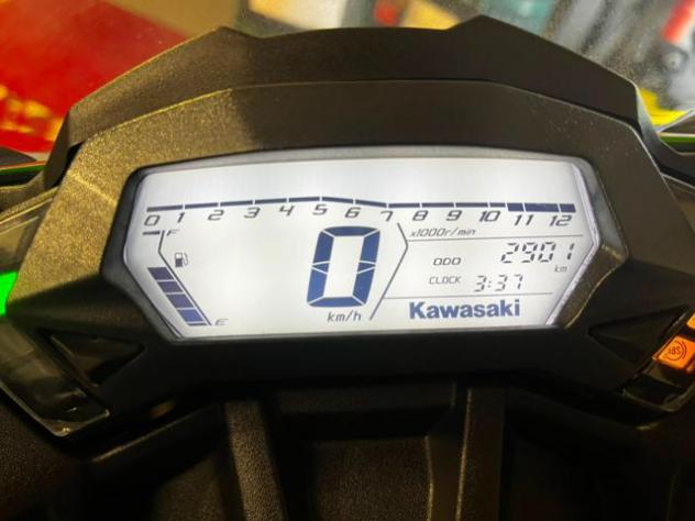 KAWASAKI NINJA 125 ABS 2024 - Foto 3