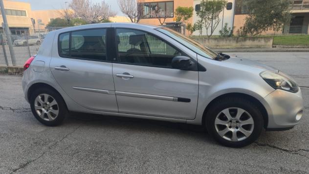 Renault Clio 1.2 16V 5 porte 20th Anniversario - Foto 6