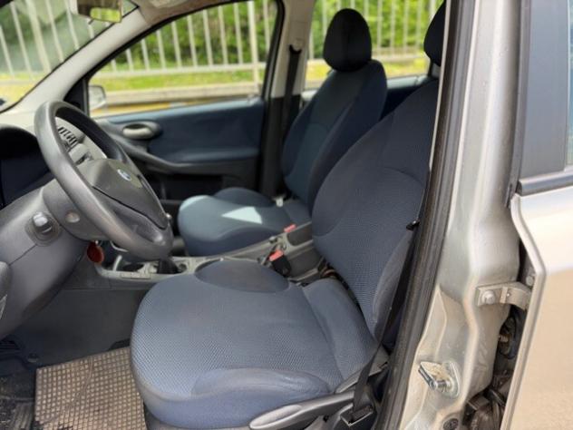 Fiat Stilo 1.6i 16V 5 porte Active - Foto 8