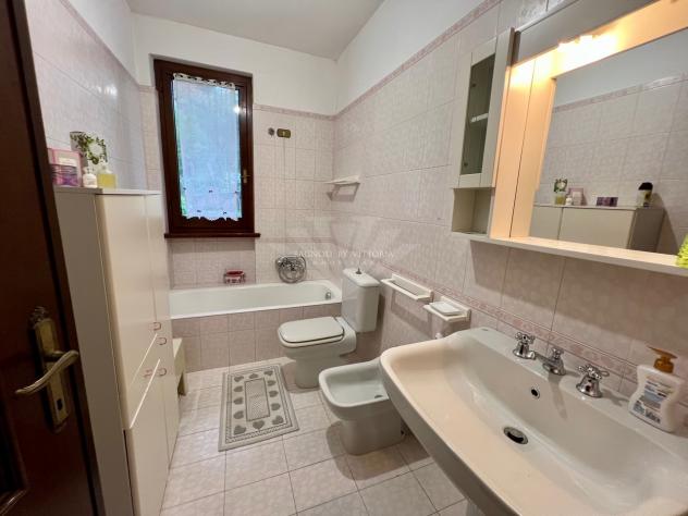 BIFAMILIARE di 9 vani e di 150 mq (PIETRASANTA) rif. 428/VE - Foto 11