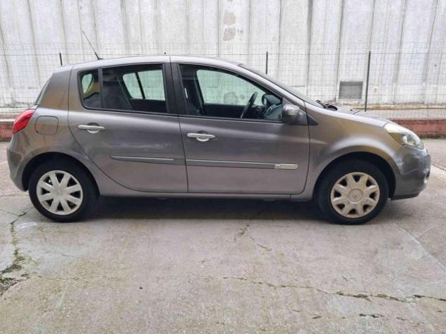RENAULT Clio 1.2 16V 5 porte Luxe ok neopatentati rif. 23932220 - Foto 8