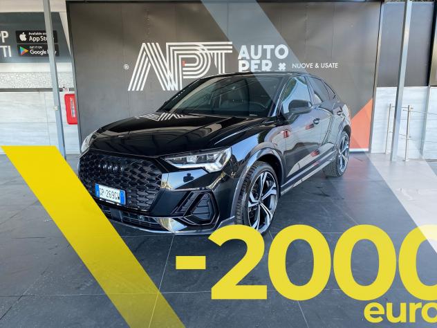 Audi Q3 Q3 Sportback 35 1.5 tfsi Identity Black s-tronic