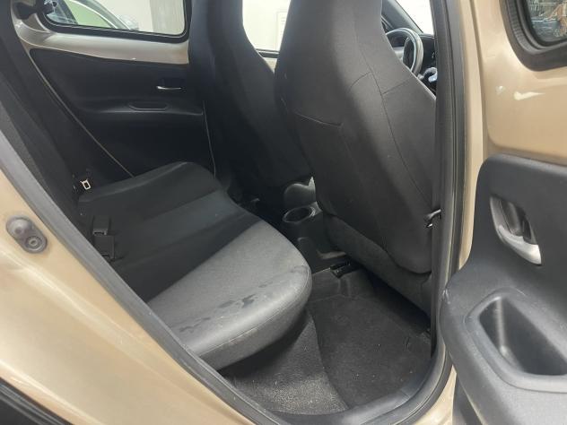 Toyota Aygo X 1.0B (72 CV) Lounge Air - Foto 6