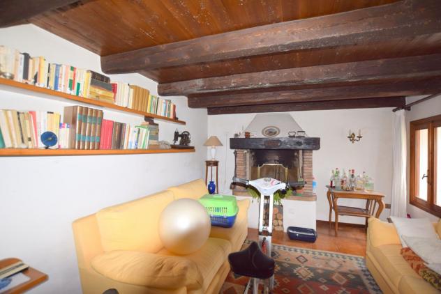 CASA INDIPENDENTE di 3 vani e di 140 mq (CAVASO DEL TOMBA) rif. H54_6 - Foto 3